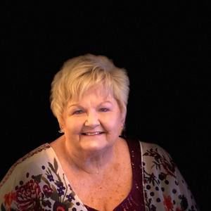 Meet your Posher, Vickie